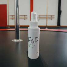 Carregar imagem no visualizador da galeria, F&P Grip Spray | Marca española para Pole Dance y Calistenia | VIVE POLE | 24-48 Hrs | Fórmula Perfecta