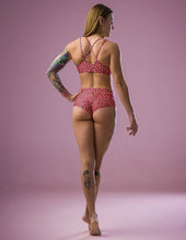 Load image into Gallery viewer, Top Nicole Leo KISS Dragonfly - 24/48 HRS