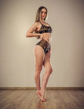 Load image into Gallery viewer, Nicole Top Mocha – Top Deportivo Edición Limitada | Dragonfly 24/48 Hrs