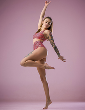 Load image into Gallery viewer, Betty Short Leo KISS Dragonfly - 24/48 HRS