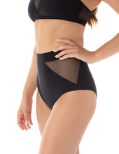 Load image into Gallery viewer, Monica Dragonfly mesh shorts