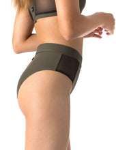 Load image into Gallery viewer, Molly Dragonfly Mesh Shorts