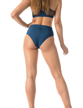 Load image into Gallery viewer, Molly Dragonfly Mesh Shorts