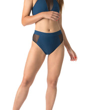 Load image into Gallery viewer, Molly Dragonfly Mesh Shorts