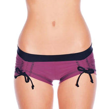 Load image into Gallery viewer, Pole fitness shorts Bella | Pole fitness šortky | Color: ruby / black | Pole Shorts | Dragonfly Pole Dance Clothing and Bikram Hot Yoga Wear