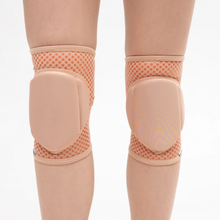 Cargar imagen en el visor de la galería, Rodilleras Queen Polewear Grippy Knee Pads