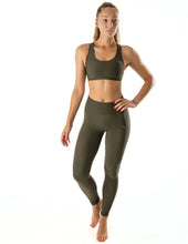 Carregar imagem no visualizador da galeria, Kiley — khaki (cuerpo completo)