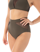 Load image into Gallery viewer, Monica Dragonfly mesh shorts