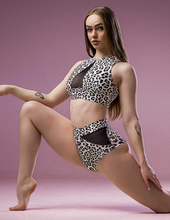 Cargar imagen en el visor de la galería, Rachel Leo Top Dragonfly 24/48 HRS