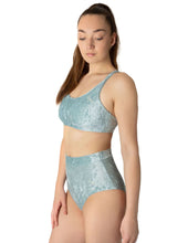 Cargar imagen en el visor de la galería, Pole Dance Short Lola Terciopelo Dragonfly