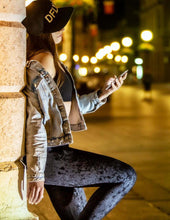 Load image into Gallery viewer, Adriana velvet Dragonfly leggings