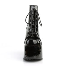 Load image into Gallery viewer, Botines Demonia CAMEL-203 Negro Pat