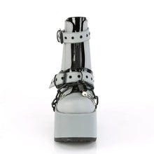 Load image into Gallery viewer, Botines Demonia CAMEL-205 Grey Reflective Piel vegana