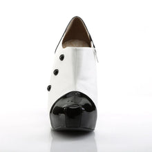 Load image into Gallery viewer, Botas Pleaser Pink Label CHLOE-11 Negro Blanco Charol