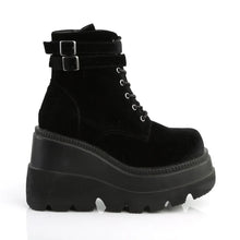 Load image into Gallery viewer, Botines Demonia SHAKER-52 Negro Velvet