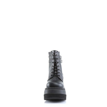 Load image into Gallery viewer, Botines Demonia SHAKER-52 Negro Piel vegana