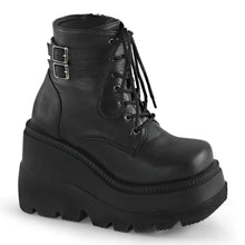 Load image into Gallery viewer, Botines Demonia SHAKER-52 Negro Piel vegana