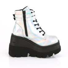 Load image into Gallery viewer, Botines Demonia SHAKER-52 Slv Hologram
