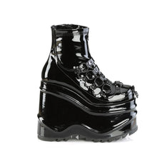 Load image into Gallery viewer, Botines Demonia WAVE-110 Negro Pat