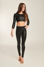 Cargar imagen en el visor de la galería, Leggings Sticky de Tiro Alto Leopard Black – Paradise Chick (Superhero)