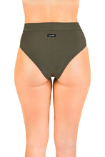 Load image into Gallery viewer, Molly Dragonfly mesh shorts 24/48 HRS