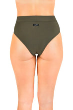 Carregar imagem no visualizador da galeria, Calções de malha Molly Dragonfly 24/48 HRS