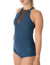 Load image into Gallery viewer, Back warmer (cubre-espalda) — Dragonfly
