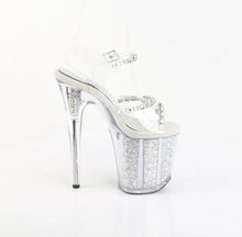 Carregar imagem no visualizador da galeria, Sandália Pole Dance Pleaser FLAMINGO-808PREM-STNG Transparente com Glitter Prateado 20 cm
