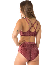 Load image into Gallery viewer, Pole Dance Short Lola Velvet Dragonfly 24/48 HRS
