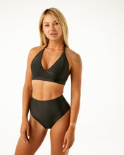 Cargar imagen en el visor de la galería, Polerina Wear Bikini Short - Negro
