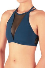 Lade das Bild in den Galerie-Viewer, Victoria Mesh Top Dragonfly
