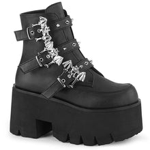 Carregar imagem no visualizador da galeria, Botines Demonia ASHES-55 Negro Piel vegana
