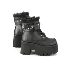 Carregar imagem no visualizador da galeria, Botines Demonia ASHES-57 Negro Piel vegana

