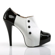 Load image into Gallery viewer, Botas Pleaser Pink Label CHLOE-11 Negro Blanco Charol
