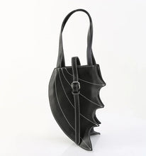 Load image into Gallery viewer, Calzado Demonia HB-215 Negro Piel vegana
