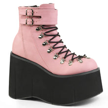 Load image into Gallery viewer, Botines Demonia KERA-21 B. Rosa Piel vegana
