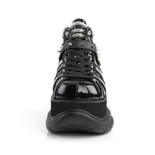 Load image into Gallery viewer, Zapatos con plataforma Demonia NEPTUNE-100 Negro Glitter-Plata/Piel vegana
