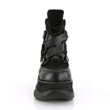 Load image into Gallery viewer, Zapatos con plataforma Demonia NEPTUNE-126 Negro Piel vegana-Fishnet Fabric-Pat

