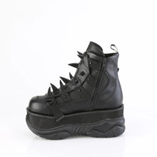 Load image into Gallery viewer, Zapatos con plataforma Demonia NEPTUNE-68 Negro Piel vegana
