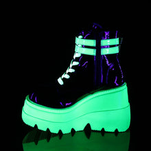 Load image into Gallery viewer, Botines Demonia SHAKER-52 Negro Pat-UV Neon Verde
