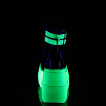 Load image into Gallery viewer, Botines Demonia SHAKER-52 Negro Pat-UV Neon Verde

