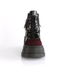 Load image into Gallery viewer, Botines Demonia STOMP-18 Negro Pat-Burdeos Velvet
