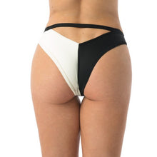 Cargar imagen en el visor de la galería, Shorts Poledancerka BLANCO NEGRO / DOBLE CARA - VIVE POLE
