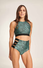 Cargar imagen en el visor de la galería, Conjunto Athlecious Paradise Chick ESMERALD - VIVE POLE
