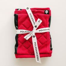 Cargar imagen en el visor de la galería, Rodilleras Poledancerka LUREX RED con bolsillo - VIVE POLE
